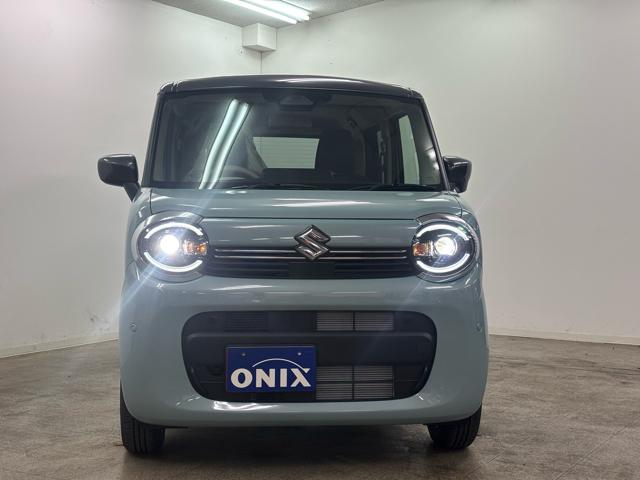 ワゴンRスマイル ハイブリッドS 2トーンルーフパッケージ装着車 衝突被害軽減システム 誤発進抑制装置 スマートキー マイルドハイブリッド LEDヘッドランプ USB電源ソケット(タイプA・C:1箇所) 片側電動スライドドア 電動格納ミラー 運転席シートヒーター(5枚目)