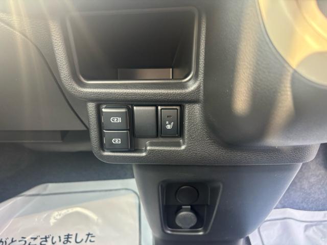 ワゴンRスマイル ハイブリッドS 2トーンルーフパッケージ装着車 衝突被害軽減システム 誤発進抑制装置 スマートキー マイルドハイブリッド LEDヘッドランプ USB電源ソケット(タイプA・C:1箇所) 片側電動スライドドア 電動格納ミラー 運転席シートヒーター(32枚目)