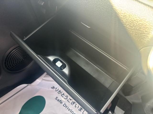 ワゴンRスマイル ハイブリッドS 2トーンルーフパッケージ装着車 衝突被害軽減システム 誤発進抑制装置 スマートキー マイルドハイブリッド LEDヘッドランプ USB電源ソケット(タイプA・C:1箇所) 片側電動スライドドア 電動格納ミラー 運転席シートヒーター(71枚目)