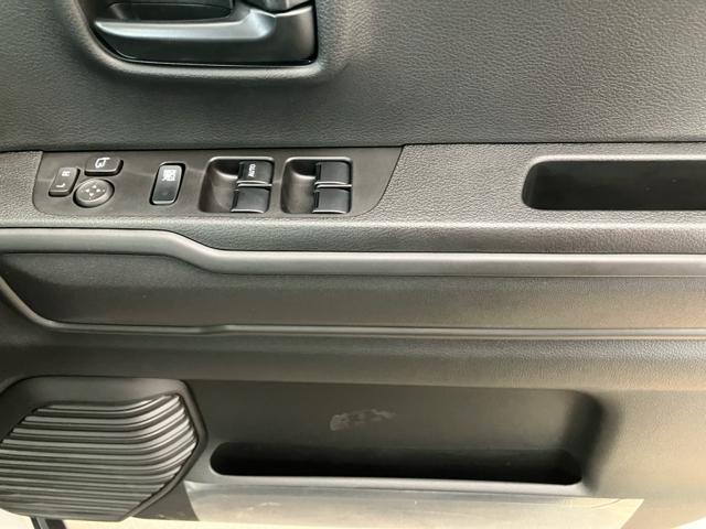 ハスラー ハイブリッドG 衝突被害軽減システム 誤発進抑制装置 スマートキー マイルドハイブリッド LEDランプ スチールホイール 電動格納ミラー 運転席助手席シートヒーター オートエアコン オートライト 助手席下収納BOX(36枚目)