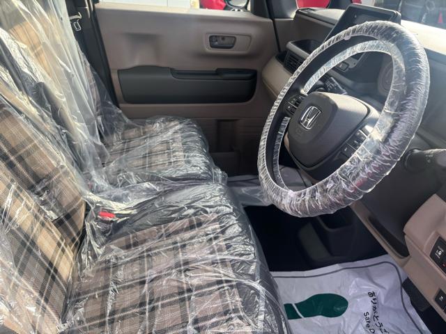 Ｎ－ＢＯＸジョイ ベースグレード　衝突被害軽減システム　誤発進抑制装置　スマートキー　ＬＥＤランプ　ＵＳＢ電源ソケットタイプＣ　電動パーキングブレーキ　オートブレーキホールド　両側電動スライドドア　ピタ駐車ミラー　ホイールキャップ（50枚目）