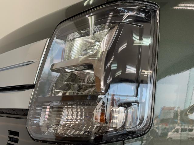 エブリイワゴン ＰＺターボスペシャル　衝突被害軽減システム　誤発進抑制装置　スマートキー　ＬＥＤランプ　ＵＳＢ電源ソケット（タイプＡ・Ｃ：１箇所）　電動格納ミラー　運転席シートヒーター　オートエアコン　アイドリングストップ　オートライト（8枚目）