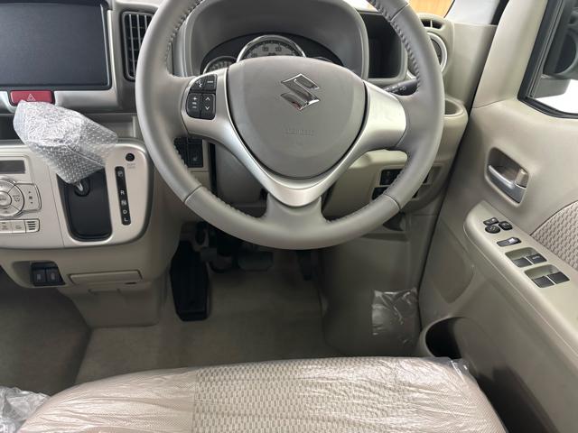 エブリイワゴン ＰＺターボスペシャル　衝突被害軽減システム　誤発進抑制装置　スマートキー　ＬＥＤランプ　ＵＳＢ電源ソケット（タイプＡ・Ｃ：１箇所）　電動格納ミラー　運転席シートヒーター　オートエアコン　アイドリングストップ　オートライト（25枚目）