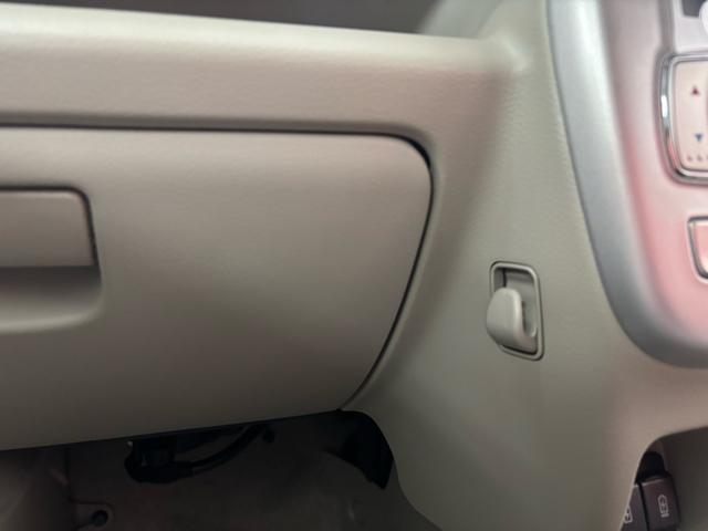 エブリイワゴン ＰＺターボスペシャル　衝突被害軽減システム　誤発進抑制装置　スマートキー　ＬＥＤランプ　ＵＳＢ電源ソケット（タイプＡ・Ｃ：１箇所）　電動格納ミラー　運転席シートヒーター　オートエアコン　アイドリングストップ　オートライト（35枚目）