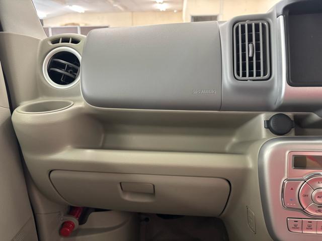 エブリイワゴン ＰＺターボスペシャル　衝突被害軽減システム　誤発進抑制装置　スマートキー　ＬＥＤランプ　ＵＳＢ電源ソケット（タイプＡ・Ｃ：１箇所）　電動格納ミラー　運転席シートヒーター　オートエアコン　アイドリングストップ　オートライト（42枚目）