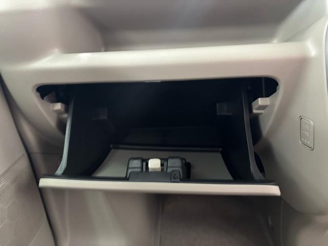 エブリイワゴン ＰＺターボスペシャル　衝突被害軽減システム　誤発進抑制装置　スマートキー　ＬＥＤランプ　ＵＳＢ電源ソケット（タイプＡ・Ｃ：１箇所）　電動格納ミラー　運転席シートヒーター　オートエアコン　アイドリングストップ　オートライト（43枚目）