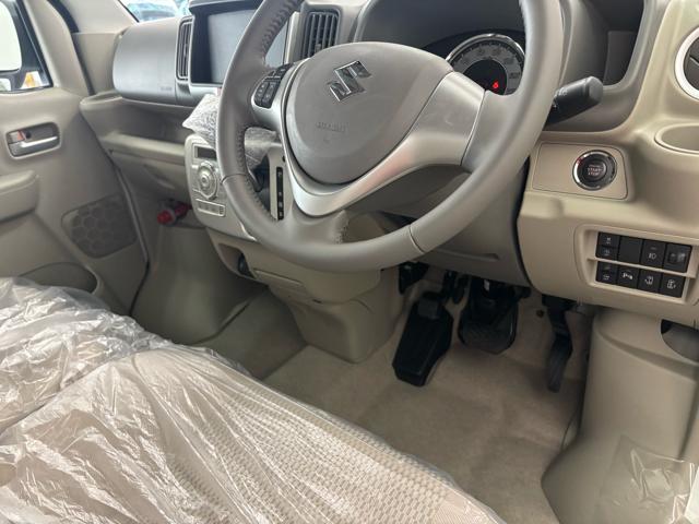 エブリイワゴン ＰＺターボスペシャル　衝突被害軽減システム　誤発進抑制装置　スマートキー　ＬＥＤランプ　ＵＳＢ電源ソケット（タイプＡ・Ｃ：１箇所）　電動格納ミラー　運転席シートヒーター　オートエアコン　アイドリングストップ　オートライト（50枚目）