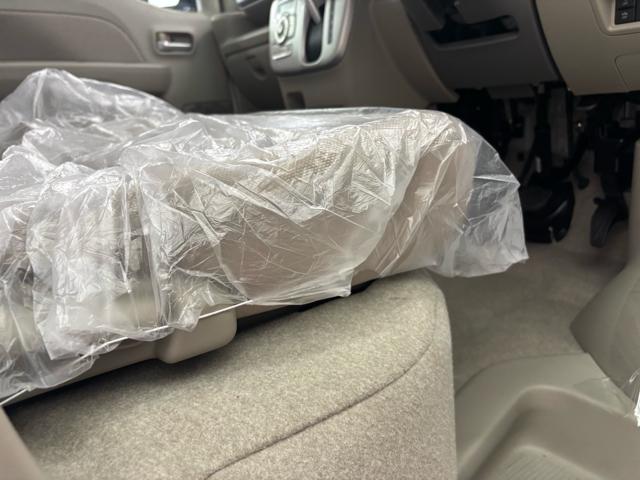 エブリイワゴン ＰＺターボスペシャル　衝突被害軽減システム　誤発進抑制装置　スマートキー　ＬＥＤランプ　ＵＳＢ電源ソケット（タイプＡ・Ｃ：１箇所）　電動格納ミラー　運転席シートヒーター　オートエアコン　アイドリングストップ　オートライト（51枚目）