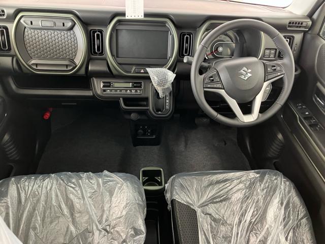 ハスラー タフワイルド　衝突被害軽減システム　誤発進抑制装置　スマートキー　マイルドハイブリッド　ＬＥＤランプ　ＵＳＢ電源ソケット（タイプＡ・Ｃ：１箇所）　アルミホイール　電動格納ミラー　運転席助手席シートヒーター（16枚目）