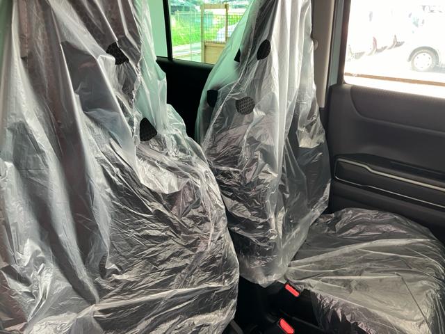 ハスラー タフワイルド　衝突被害軽減システム　誤発進抑制装置　スマートキー　マイルドハイブリッド　ＬＥＤランプ　ＵＳＢ電源ソケット（タイプＡ・Ｃ：１箇所）　アルミホイール　電動格納ミラー　運転席助手席シートヒーター（42枚目）