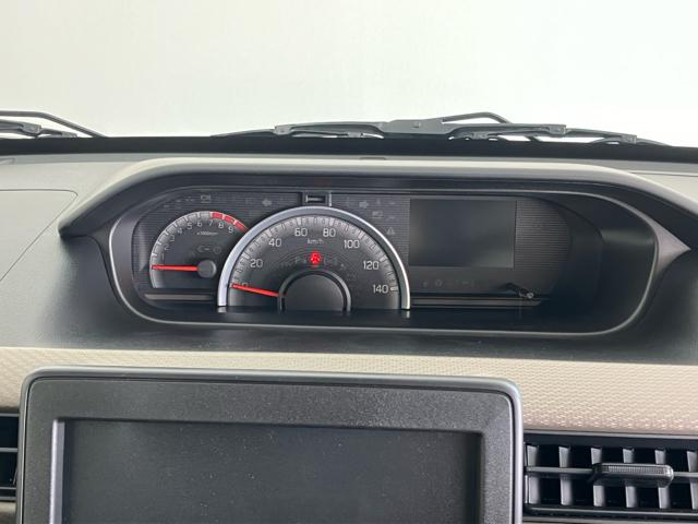 ワゴンＲ ＦＸ　衝突被害軽減システム　誤発進抑制装置　スマートキー　ハロゲンランプ　電動格納ミラー　運転席シートヒーター　オートエアコン　オートライト　助手席下収納ＢＯＸ　後部座席傘ホルダー　ホイールキャップ（46枚目）