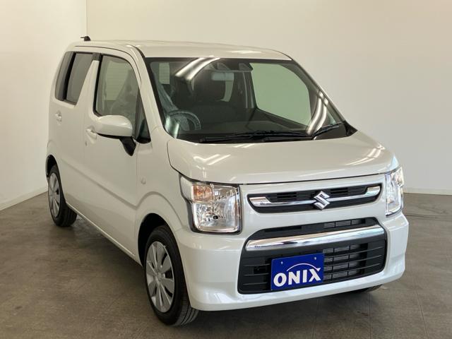 ワゴンＲ ＦＸ　衝突被害軽減システム　誤発進抑制装置　スマートキー　ハロゲンランプ　電動格納ミラー　運転席シートヒーター　オートエアコン　オートライト　助手席下収納ＢＯＸ　後部座席傘ホルダー　ホイールキャップ（3枚目）