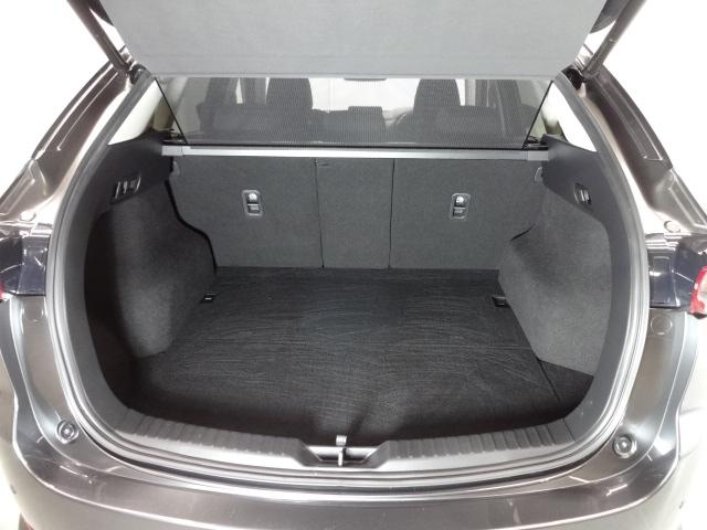 ＣＸ－５ ２．２　ＸＤ　プロアクティブ　ディーゼルターボ　衝突軽減ブレーキ　ＡＴ誤発進抑制装置　３６０度ビューモニター　カープレー　ＢＯＳＥスピーカー　ステアリングヒーター　シートヒーター　パワーリフトゲート　アラウンドヴューモニター　衝突軽減ブレ－キ（11枚目）