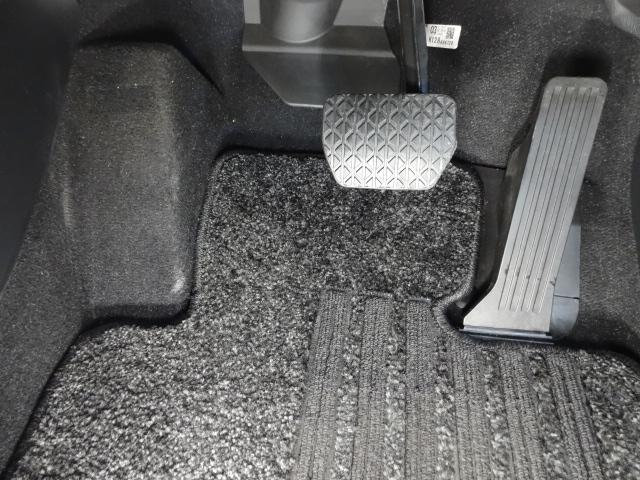 ＣＸ－５ ２．２　ＸＤ　プロアクティブ　ディーゼルターボ　衝突軽減ブレーキ　ＡＴ誤発進抑制装置　３６０度ビューモニター　カープレー　ＢＯＳＥスピーカー　ステアリングヒーター　シートヒーター　パワーリフトゲート　アラウンドヴューモニター　衝突軽減ブレ－キ（34枚目）