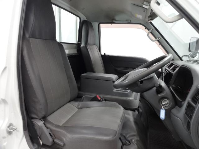 ボンゴトラック １．８　ＤＸ　ワイドロー　ロング　４速コラムオートマチック　デュアルエアバック　ケンウッド製メモリーナビ　ＥＴＣ　パワードアロック　最大積載量１０００Ｋｇ　ＥＴＣ付き　Ｗエアバック（4枚目）