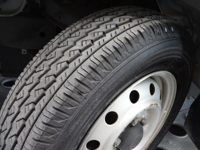 ボンゴトラック １．８　ＤＸ　ワイドロー　ロング　４速コラムオートマチック　デュアルエアバック　ケンウッド製メモリーナビ　ＥＴＣ　パワードアロック　最大積載量１０００Ｋｇ　ＥＴＣ付き　Ｗエアバック（23枚目）