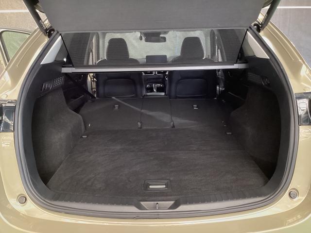 CX-5 2.2 XD ブラックトーンエディション ディーゼルターボ 衝突軽減ブレーキ AT誤発進抑制装置 360度ビューモニター カープレー ワイヤレス充電 純正2カメドライブレコーダー ステアリングヒーター シートヒーター LEDライト アドバンスドキー ETC(31枚目)