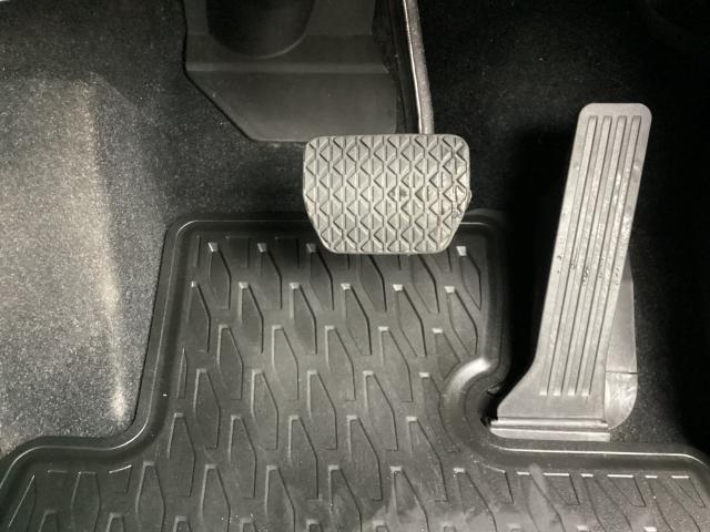 ＣＸ－５ ２．２　ＸＤ　プロアクティブ　ディーゼルターボ　衝突軽減ブレーキ　ＡＴ誤発進抑制装置　３６０度ビューモニター　カープレー　純正２カメドライブレコーダー　ステアリングヒーター　シートヒーター　アラウンドヴューモニター　衝突軽減ブレ－キ　ＰＷシート（18枚目）