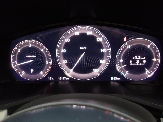 ＣＸ－６０ ３．３　ＸＤ　エクスクルーシブ　モード　ディーゼルターボ　３６０度ビューモニター　カープレー　ワイヤレス充電　ＢＯＳＥスピーカー　純正２カメドライブレコーダー　ステアリングヒーター　シートヒーター　シートベンチレーション　ハンズフリーパワーリフトゲート（3枚目）