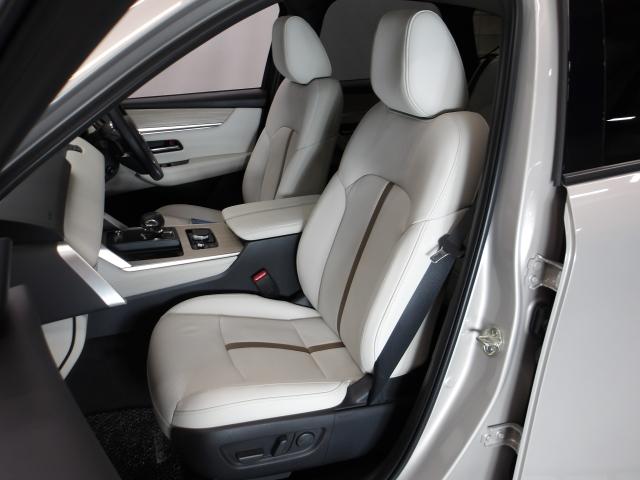 ＣＸ－６０ ３．３　ＸＤ　エクスクルーシブ　モード　ディーゼルターボ　３６０度ビューモニター　カープレー　ワイヤレス充電　ＢＯＳＥスピーカー　純正２カメドライブレコーダー　ステアリングヒーター　シートヒーター　シートベンチレーション　ハンズフリーパワーリフトゲート（9枚目）