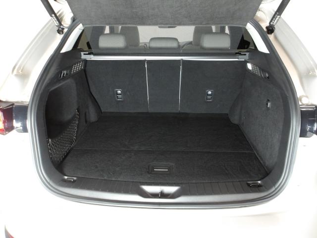 ＣＸ－６０ ３．３　ＸＤ　エクスクルーシブ　モード　ディーゼルターボ　３６０度ビューモニター　カープレー　ワイヤレス充電　ＢＯＳＥスピーカー　純正２カメドライブレコーダー　ステアリングヒーター　シートヒーター　シートベンチレーション　ハンズフリーパワーリフトゲート（11枚目）