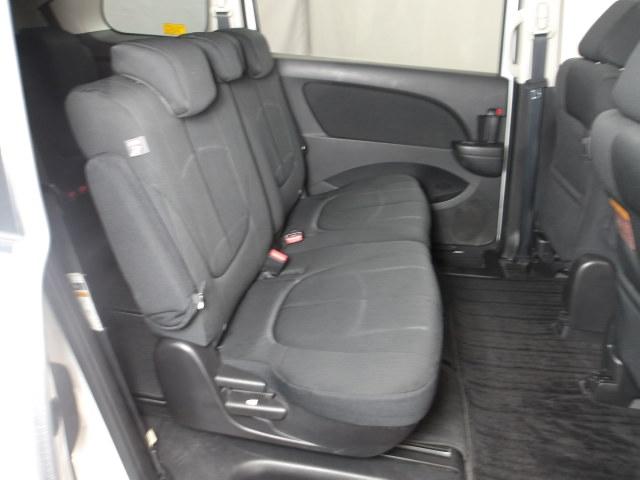 ビアンテ ２．０　グランツ　スカイアクティブ　ワンオーナー　パイオニアメモリーナビゲーション　リヤシートモニター　両側電動スライドドア　ＨＩＤヘッドライト　両側自動ドア　Ｗエアコン　ＥＴＣ付き　Ｂｌｕｅｔｏｏｔｈ接続　ＤＳＣ　イモビライザー　ＰＷ（8枚目）