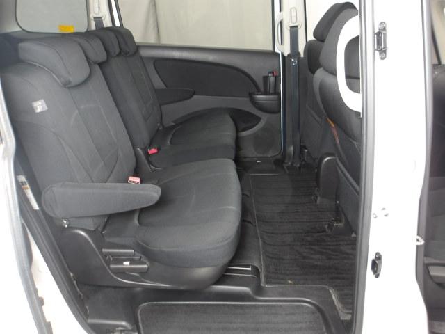 ビアンテ ２．０　グランツ　スカイアクティブ　ワンオーナー　パイオニアメモリーナビゲーション　リヤシートモニター　両側電動スライドドア　ＨＩＤヘッドライト　両側自動ドア　Ｗエアコン　ＥＴＣ付き　Ｂｌｕｅｔｏｏｔｈ接続　ＤＳＣ　イモビライザー　ＰＷ（9枚目）