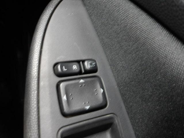 ビアンテ ２．０　グランツ　スカイアクティブ　ワンオーナー　パイオニアメモリーナビゲーション　リヤシートモニター　両側電動スライドドア　ＨＩＤヘッドライト　両側自動ドア　Ｗエアコン　ＥＴＣ付き　Ｂｌｕｅｔｏｏｔｈ接続　ＤＳＣ　イモビライザー　ＰＷ（20枚目）