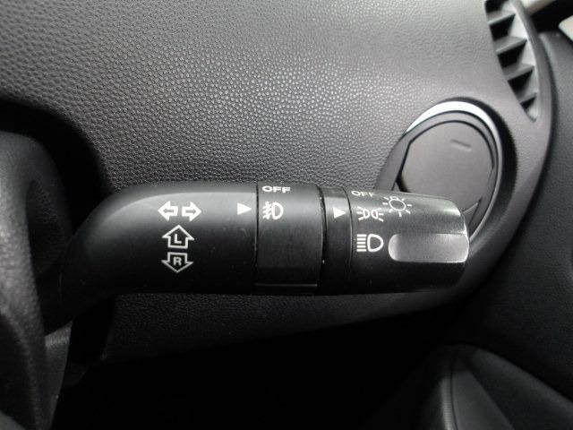 ビアンテ ２．０　グランツ　スカイアクティブ　ワンオーナー　パイオニアメモリーナビゲーション　リヤシートモニター　両側電動スライドドア　ＨＩＤヘッドライト　両側自動ドア　Ｗエアコン　ＥＴＣ付き　Ｂｌｕｅｔｏｏｔｈ接続　ＤＳＣ　イモビライザー　ＰＷ（26枚目）