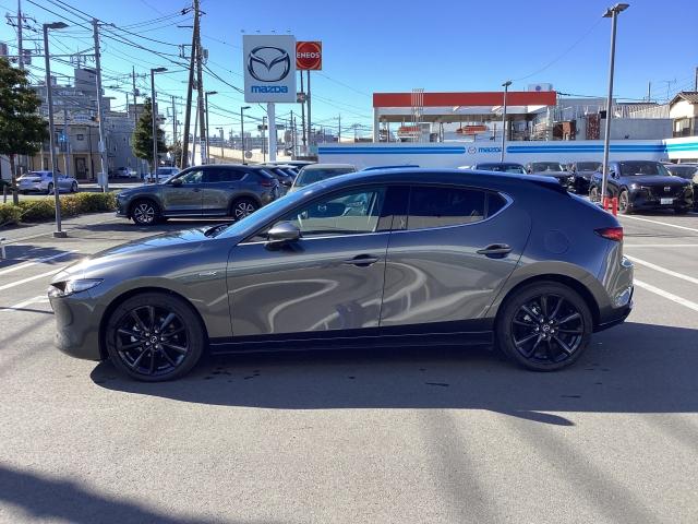 MAZDA3ファストバック 2.0 X ツーリング バーガンディレザーパッケージ 4WD 360ビューモニター カープレー BOSEスピーカー ワイヤレス充電 ステアリングヒーター シートヒーター スムースレザーシート (40枚目)