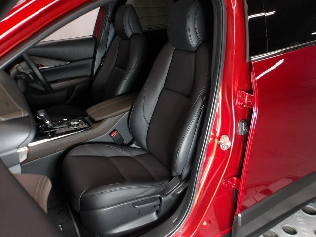 �L�����ׂ����e�͐��ɕx�񂾐U���z���E���^���̗̍p�ɂ��A�̂��ݍ���ł����悤�ȐS�n�悢�t�B�b�g���������I