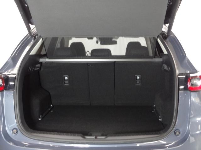 ＣＸ－５ ２０Ｓ　Ｂｌａｃｋ　Ｔｏｎｅ　Ｅｄｉｔｉｏｎ　１オーナー　ミュージックプレイヤー接続可　ＴＶナビ　アダプティブクルーズコントロール　クリアランスソナー　ＬＥＤヘッド　横滑り防止　キーレス　サイドカメラ　ＥＴＣ（11枚目）