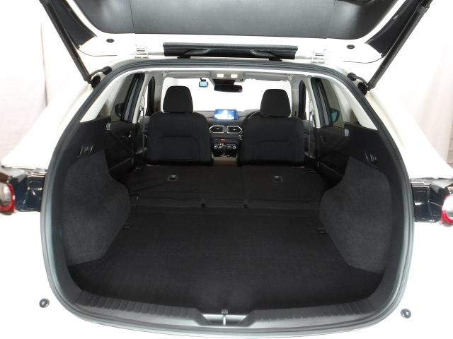 ＣＸ－５ ２０Ｓ　ＰＲＯＡＣＴＩＶＥ　アダプティブクルーズ　整備記録簿　レーンアシスト　ＬＥＤライト　キーレスエントリー　オートＬＥＤ　パワーシート　ＵＳＢ接続　ＷＡＢ　クリアランスソナー　Ｂカメラ　ＡＢＳ　サイドエアバッグ　ＥＴＣ（13枚目）