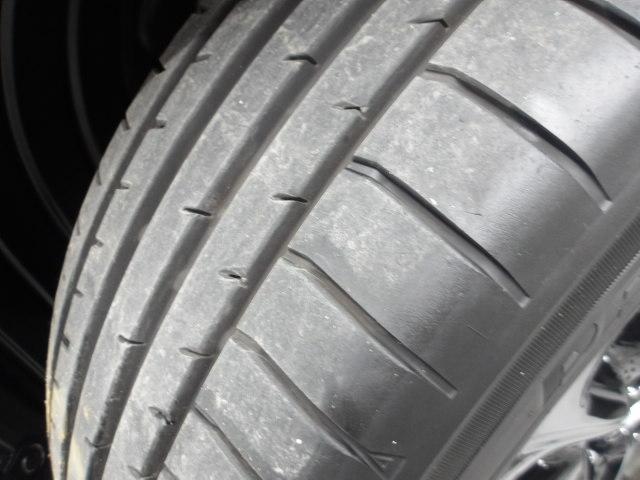 �e�^�C���̍a�������Ղ�V�~���c���Ă���܂��B