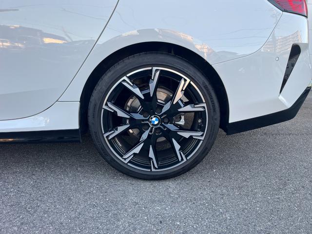 気に入った車両に出逢ったら、新車と同じように、その場で試乗してＢＭＷ　ならではの駆けぬける歓びを体感いただけまる「Ｔｅｓｔ　Ｄｒｉｖｅ　Ｓｅｒｖｉｃｅ」をご利用いただけます。