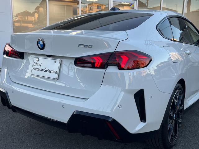 電車でお越しのお客様は、スカイツリーライン新越谷駅、越谷駅・ＪＲ武蔵野線、南越谷駅までお迎えに伺います。