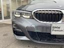 ３シリーズ ３２０ｉ　Ｍスポーツ　ワンオーナー　ＡＣＣ　電動ガラスサンルーフ　コンフォートパッケージ　純正１９インチホイール　アンビエントライト無（3枚目）