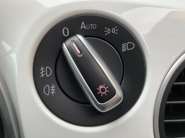 ザ・ビートル スペシャル・バグ　ＳＤナビ／ハーフレザー／ソナー／スマートエントリー／ＥＴＣ（１．０）／クルーズコントロール／テレビ／Ｍサーバー／ブルートゥース／ＵＳＢ／ＳＤＨＣ／ＤＶＤ／オートライトＨＩＤ／（5枚目）