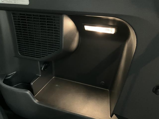 タンク カスタムＧ－Ｔ　スマキ－　地上デジタル　アルミホイル　踏み間違い防止装置　両側電動ドア　ＬＥＤヘッドライト　クルコン　リアカメラ　１オーナ　横滑り防止装置　ＥＴＣ　ウォークスルー　キーレス　ドライブレコーダー　ＤＶＤ（32枚目）