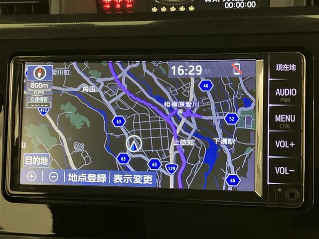 ルーミー Ｇ　追突軽減ブレーキ　パワステ　Ａストップ　ＬＥＤライト　Ｒカメラ　１セグＴＶ　横滑り防止システム　ドライブレコーダー　ウォークスルー　エアバック　セキュリティーアラーム　パワーウィンドウ　ナビ＆ＴＶ（7枚目）