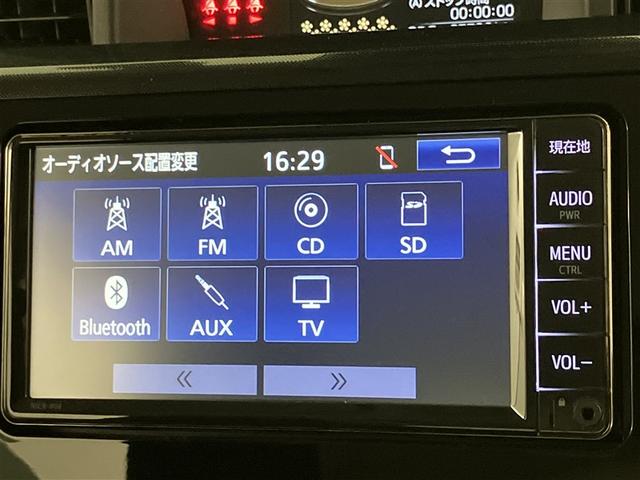 ルーミー Ｇ　追突軽減ブレーキ　パワステ　Ａストップ　ＬＥＤライト　Ｒカメラ　１セグＴＶ　横滑り防止システム　ドライブレコーダー　ウォークスルー　エアバック　セキュリティーアラーム　パワーウィンドウ　ナビ＆ＴＶ（10枚目）