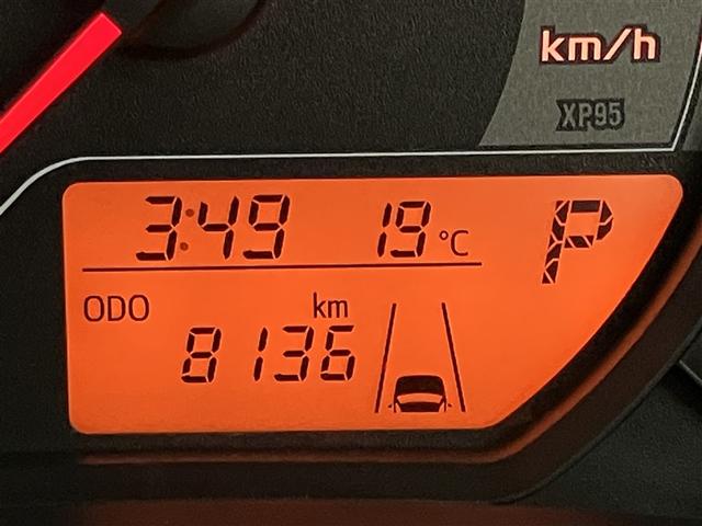 ヴィッツ F キーレスリモコン デュアルエアバック 衝突軽減装置 運転席エアバッグ 1オーナー パワーウインドウ ESC パワステ エアコン ABS(8枚目)