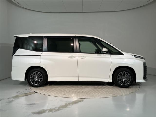 ヴォクシー ハイブリッドS-G リアオートエアコン 地デジ クルコン Bカメラ 横滑防止装置 LEDヘッド ETC車載器 ワンオーナー車 両側自動ドア キーレス ナビ&TV アルミホイール 3列シート スマートキー メモリーナビ(3枚目)