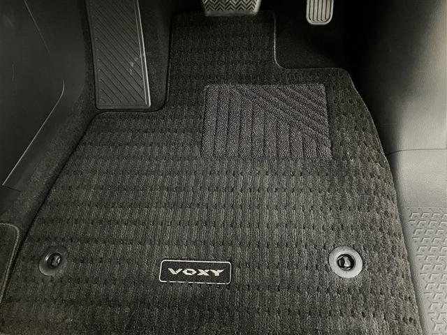 ヴォクシー ハイブリッドS-G リアオートエアコン 地デジ クルコン Bカメラ 横滑防止装置 LEDヘッド ETC車載器 ワンオーナー車 両側自動ドア キーレス ナビ&TV アルミホイール 3列シート スマートキー メモリーナビ(33枚目)