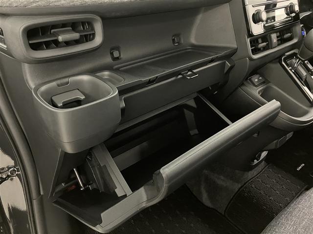 シエンタ Ｚ　１オナ　Ｗ電動ドア　イモビ　クルーズＣ　ＬＥＤヘッドランプ　ＥＴＣ　Ｓキー　横滑り防止機能　メモリーナビ　パワーウィンドウ　エアバック　ＡＢＳ　ドラレコ　カーテンエアバック　ウォークスルー　ナビ＆ＴＶ（28枚目）