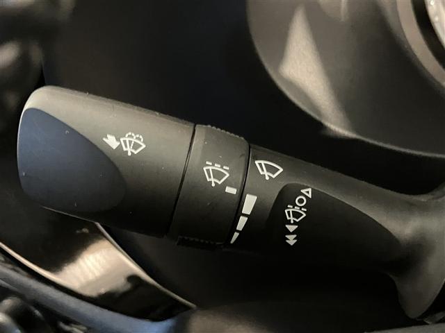 ハイラックス Ｚ　プリクラッシュＳ　キーフリーシステム　フルセグ地デジ　運転席助手席エアバック　バックモニタ　パワーウインドウ　ＥＴＣ搭載　定期点検記録簿　ナビ＆ＴＶ　スマートキー＆プッシュスタート　カーテンエアバック（17枚目）