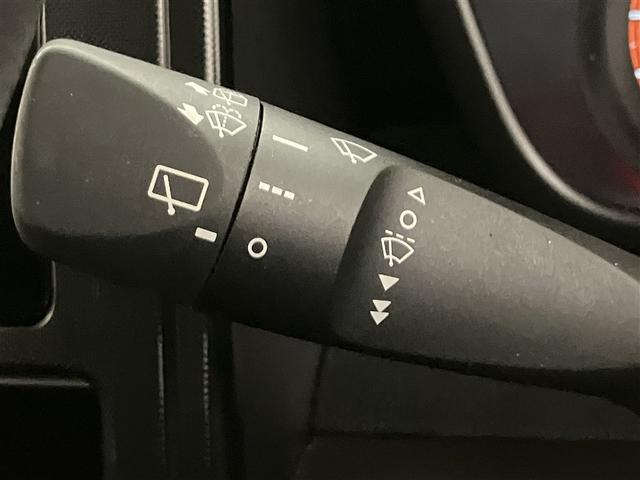 タンク Ｇ　Ｓ　Ｗ電動ドア　Ｂモニタ　スマキー　Ａストップ　ワンセグＴＶ　キーフリーシステム　オートクルーズ　ＥＴＣ車載器　ナビＴＶ　助手席エアバック　ＶＳＡ　記録簿有　メモリーナビゲーション　エアバッグ　ＡＢＳ（21枚目）