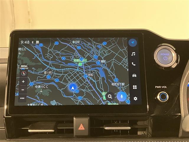 ヴォクシー ハイブリッドＳ－Ｚ　パワーウィンドウ　ＤＶＤ再生機能　インテリキー　横滑防止装置　地デジＴＶ　アクティブクルーズコントロール　１オナ　フルオートエアコン　リアカメラ　エアバッグ　ＡＢＳ　１００Ｖ充電　ナビＴＶ　ＷＡＣ（7枚目）