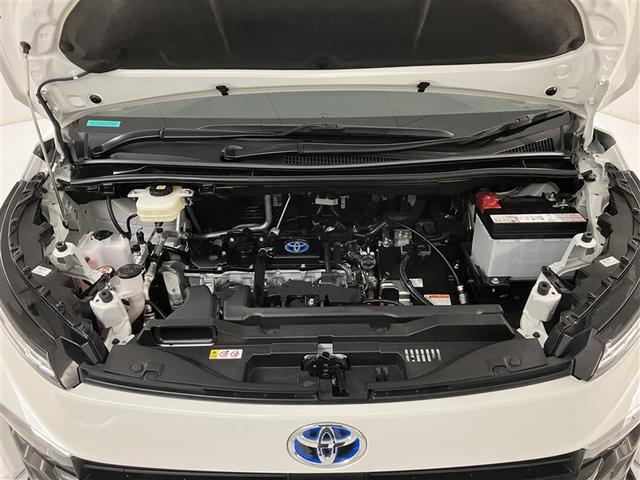 ヴォクシー ハイブリッドＳ－Ｚ　パワーウィンドウ　ＤＶＤ再生機能　インテリキー　横滑防止装置　地デジＴＶ　アクティブクルーズコントロール　１オナ　フルオートエアコン　リアカメラ　エアバッグ　ＡＢＳ　１００Ｖ充電　ナビＴＶ　ＷＡＣ（40枚目）