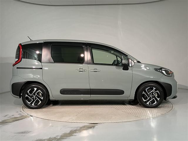 シエンタ Z 1オナ W電動ドア イモビ クルーズC LEDヘッドランプ アルミ ETC Sキー 横滑り防止機能 パワーウィンドウ 記録簿 エアバック ABS ドラレコ カーテンエアバック ウォークスルー(3枚目)